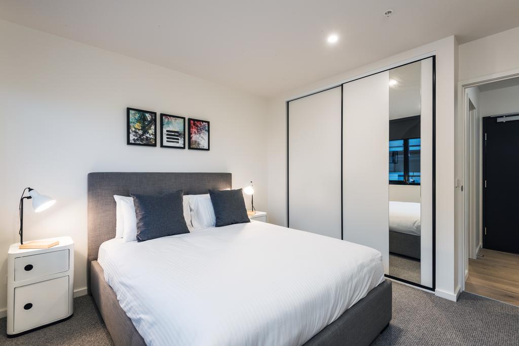 Playhouse Apartments Abbotsford Мелбърн Екстериор снимка