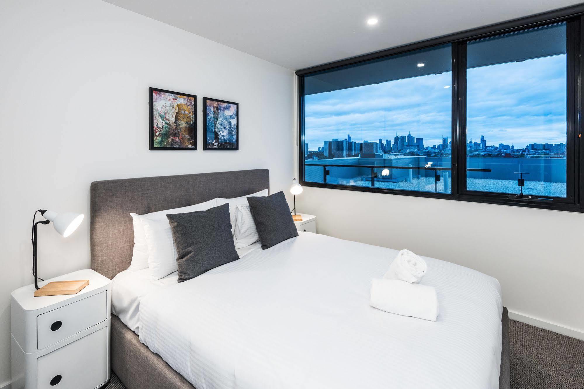 Playhouse Apartments Abbotsford Мелбърн Екстериор снимка
