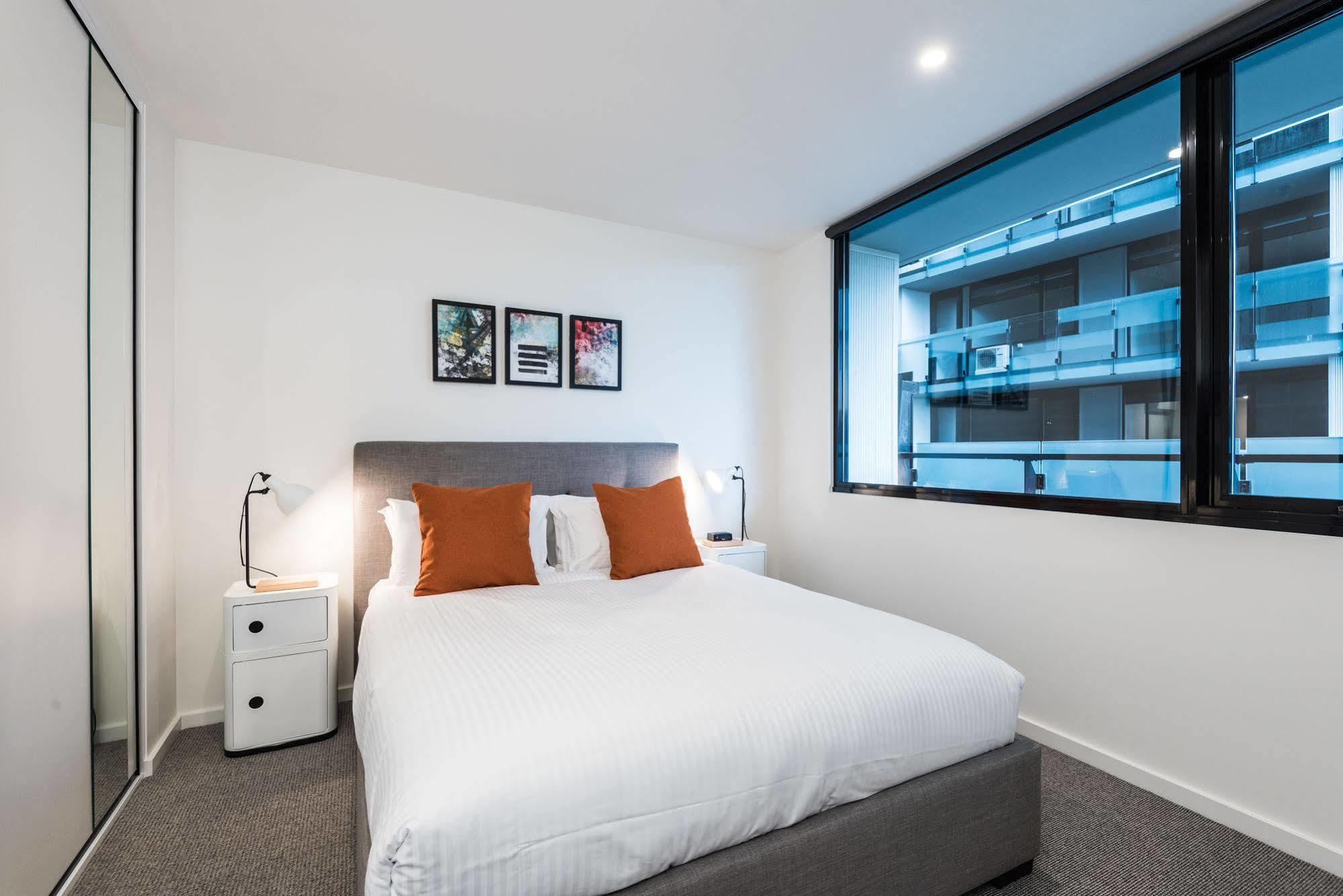 Playhouse Apartments Abbotsford Мелбърн Екстериор снимка