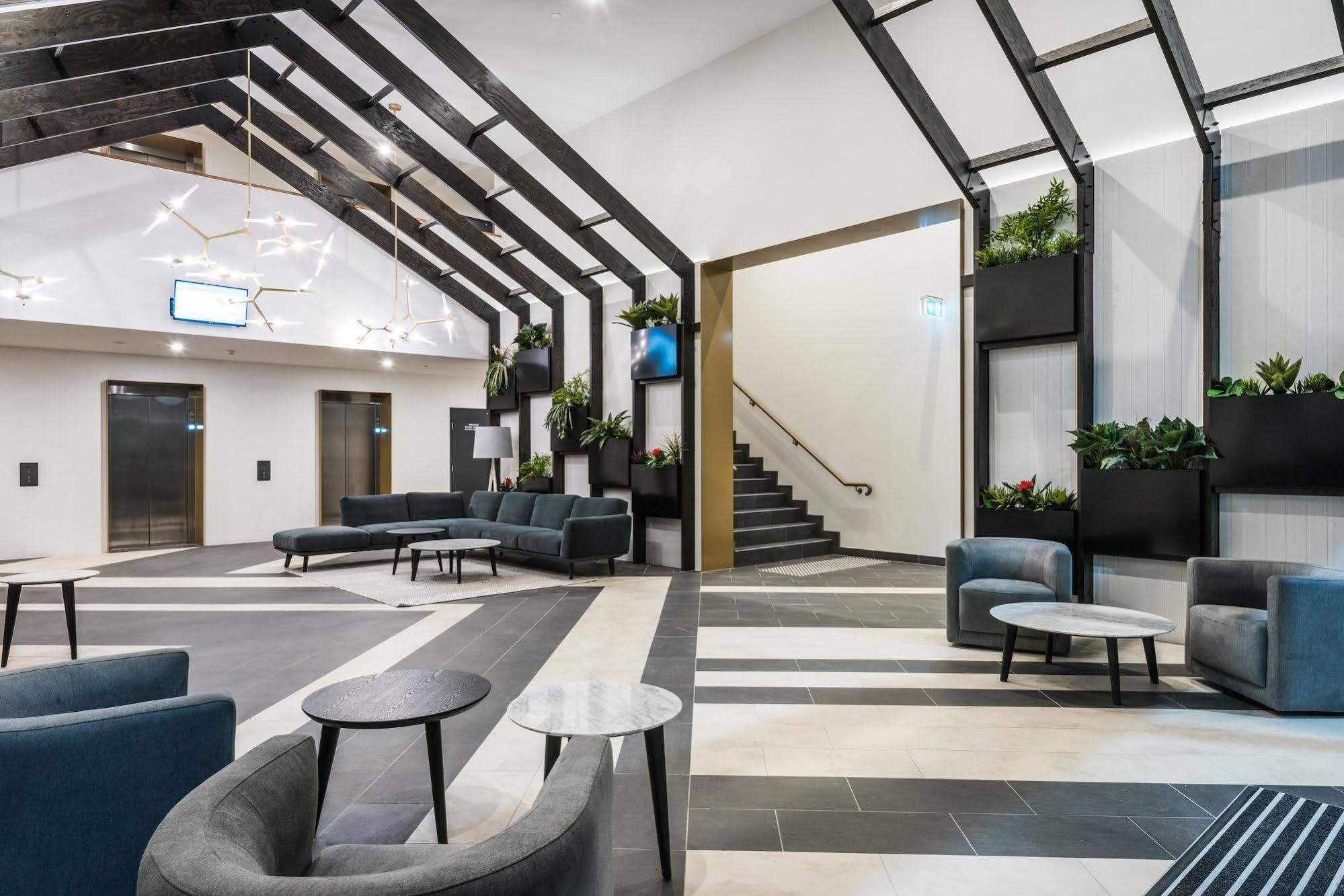 Playhouse Apartments Abbotsford Мелбърн Екстериор снимка